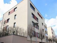 Gepflegte 3-Zimmer-Wohnung mit Balkon und Tiefgaragenbox - Stuttgart