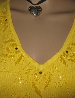NEU * Edel * Strass * Glitzer * Kristalle * Stickerei * Feinstrick * V- Ausschnitt * Pullover "Intrama" Italy * Gr. 38- 40/ S- M * sonnen- gelb * - Riedlingen