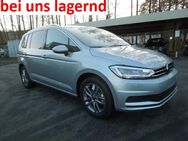 VW Touran, 1.5 TSI People, Jahr 2022 - Föritz