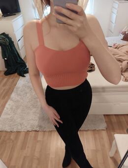 Pinkes Crop Top in S/M Trendyol - Bestensee