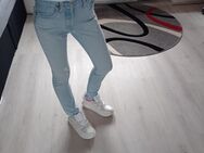 Levis Jeans 501 Skinny ❤️ Größe 23/28 XXS - München Altstadt