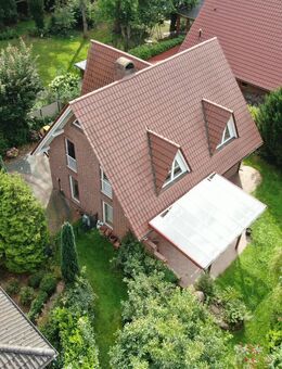 Charmantes Einfamilienhaus mit Friesenstil, Garten & Vollkeller in bevorzugter Lage von Wildeshausen - Wildeshausen