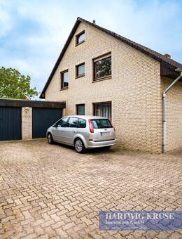 EDV-Nr.: 12298 - vermietetes Doppelhaus mit Doppelgarage, Terrasse und Loggia in Drochtersen OT - Drochtersen