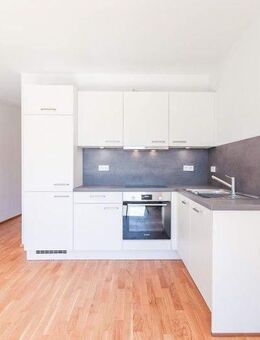 Helle Wohnung mit Loggia, Balkon und moderner Einbauküche - Ihr neues Wohlfühlzuhause - Frankfurt (Main)