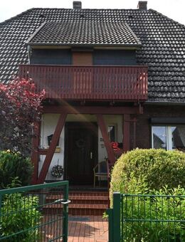 Zweifamilienhaus mit Gestaltungsspielraum - Tostedt