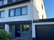 Attraktives Einfamilienhaus mit Garage und schönem Garten in guter und bevorzugter Wohnlage - Bergisch Gladbach
