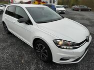 VW Golf, 1.0 TSI VII IQ DRIVE Comforline PDCvo hi Front Light Touchscreen, Jahr 2019 - Boxberg (Baden-Württemberg)