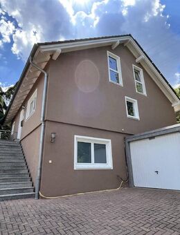 Wohnhaus mit Garage, Im Ramstal 34, 97922 Lauda-Königshofen - Lauda-Königshofen