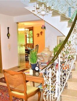 -STADTVILLA- - Landau (Isar)