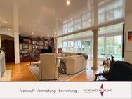 2-Familien Architekten-Wohnhaus. Ca. 339 m² Wohnfläche. Doppelgarage. Grundstück 1.029 m². - Bühl