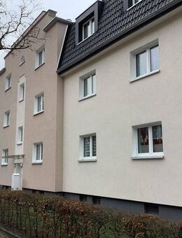 Top renovierte 2 Zimmer Wohnung sofort anmietbar! - Lübeck
