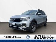 VW T-Cross, 1.0 TSI Move, Jahr 2023 - Neubrandenburg