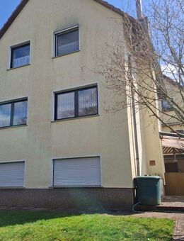 Ottweiler! Mehrgenerationsobjekt mit zwei in sich abgeschlossenen Wohneinheiten - Ottweiler