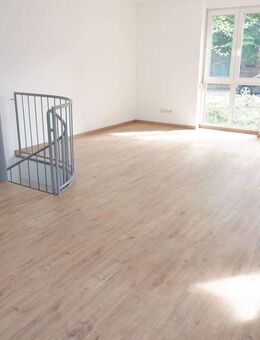 Frei ab 1.3.26. ! TOP Lage / Ebenerdige Terrasse / Fußbodenheizung u.v.m. - Chemnitz