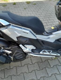 Biete an: Neuen 125 ccm Motorroller - Wiesenfelden