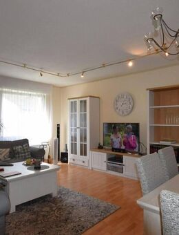 Wohnen und Wohlfühlen: 4-Zimmer-Erdgeschosswohnung mit Sauna & Pool - Soest