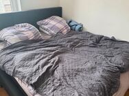 Schlafzimmerset (Boxspringbett und Kleiderschrank) - Dresden