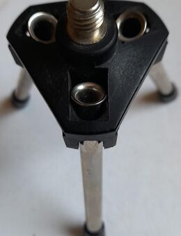 Mini Dreibeinstativ,Aufnahme M10- Gewindestück, Höhe 10 cm - Grävenwiesbach