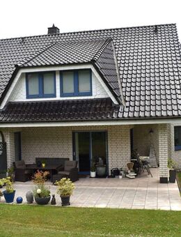 WOHN(T)RAUM, Erdgeschoss-Terrasse-eigener Garten in TOP Lage von Bad Driburg - Bad Driburg