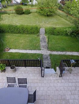 Großzügiges Zweifamilienhaus mit Wohnkomfort und Garten - Bann