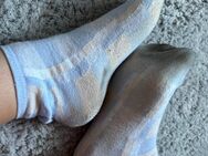 Getragene hellblaue Socken 1 Woche getragen 🌸 - Krefeld