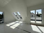BEZUGSFERTIG - Gemütliche 3-Zimmer-Dachgeschosswohnung mit Sonnen-Terrasse und Balkon - München