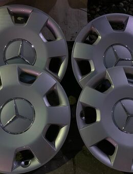 MERCEDES RAD KAPPEN 15 ZOLL NEUWERTIG - Berlin