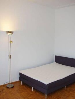Möbliertes WG-Zimmer mit Balkon - Rottweil