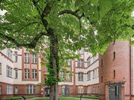 Sonnige Dachgeschosswohnung mit Terrasse fußläufig zum Kurfürstendamm - Berlin