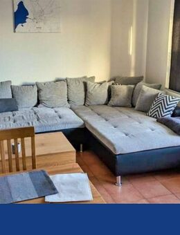 Gut vermietete und modernisierte 2 Zimmer Wohnung mit Balkon und Stellplatz - Husum (Schleswig-Holstein)