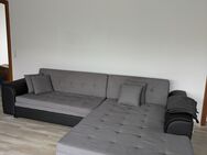 Couch / Sofa zu verkaufen ( ausziehbar- Schlafcouch) - Gummersbach