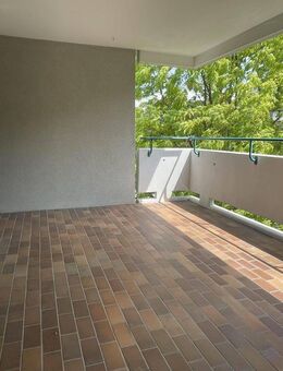 Wohnen ohne Kompromisse: ca. 84 qm, helle Wohnung mit großzügigem Balkon und TG Stellplatz! - Winnenden