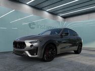 Maserati Levante, Modena - Maserati Regensburg, Jahr 2024 - München