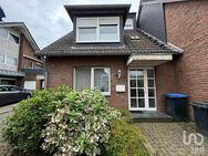 vermietetes 2 Parteienhaus mit Garten und Garage - Grevenbroich