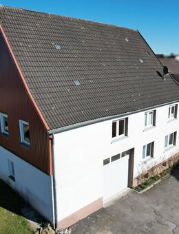Geräumiges Einfamilienhaus mit Garten und Garage in Borgentreich-Natzungen - Borgentreich (Orgelstadt)