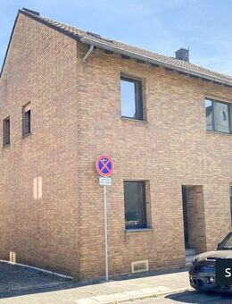 Großzügiges Einfamilienhaus mit 5 Zimmern, Garten, Wintergarten und Garage in Frechen-Königsdorf - Frechen