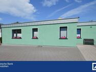 Familienfreundlicher und barrierearmer Bungalow mit Wohlfühlcharakter in Bochum-Harpen (Erbbaupacht) - Bochum