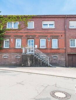 RAUMWUNDER - Mietwohnung mit Wintergarten, Gemeinschaftsgarten und Stellplatz in Heiligenwald! - Schiffweiler