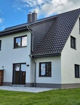 +++NEUBAU+++ Exklusive Doppelhaushälfte mit Bodden und Ostseeblick inmitten unberührter Natur - Groß Mohrdorf