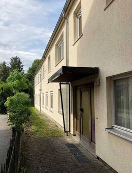 Großzügige Gewerbefläche für Praxis, Büro, Handel oder Wohnen + eine Eigentumswohnung (ohne Makler) - Coburg