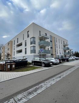 Charmante 3-Zi.-Wohnung mit Dachterrasse und 2 Tandem-TG-Stellplätze - Rastatt