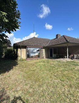 Sanierungsbedürftiges Einfamilienhaus auf großem Grund in Visselhövede - Visselhövede