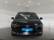 VW Golf, 1.5 TSI Style, Jahr 2020 - Weißenfels