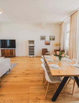 Moderne sonnige Altbauwohnung, hohe Decken - Pforzheim