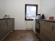 Beräumung möglich - Renovierte 1-Zimmer-Wohnung mit abgegrenzten Schlafabteil zu vermieten! - Rosenbach (Vogtland)