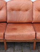 Massive Wohn-/Esszimmer-Garnitur in 72411