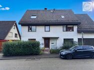 1-2 Zweifamilienhaus mit großem Garten in sonniger Lage - Straubenhardt