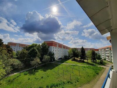 gemütliche Wohnung mit Balkon