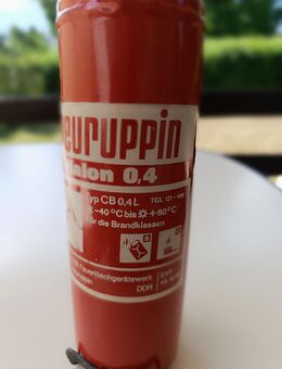 DDR Feuerlöscher Neuruppin CB 0,4L – Sammlerstück mit Halterung + Verplombung - Berlin Friedrichshain-Kreuzberg