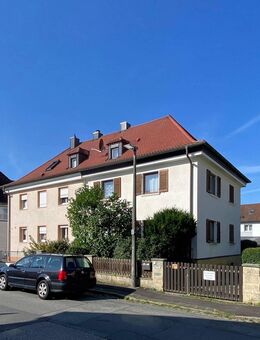 CHARMANTE ZWEIFAMILIEN-DOPPELHAUSHÄLFTE VON 1930 MIT NEBENGEBÄUDE IN NÜRNBERG-FISCHBACH - Nürnberg